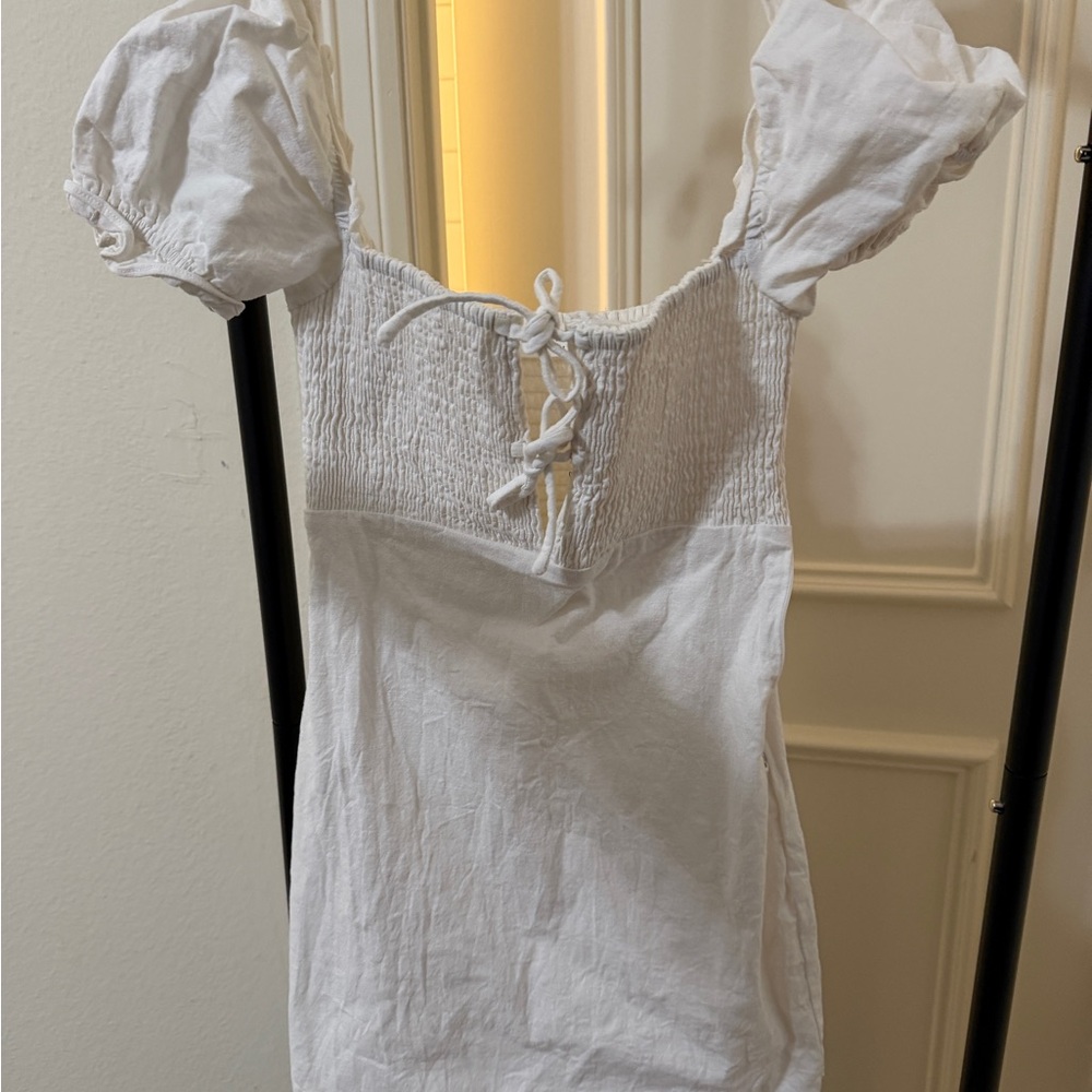 ASTR White Puff Sleeve Dress